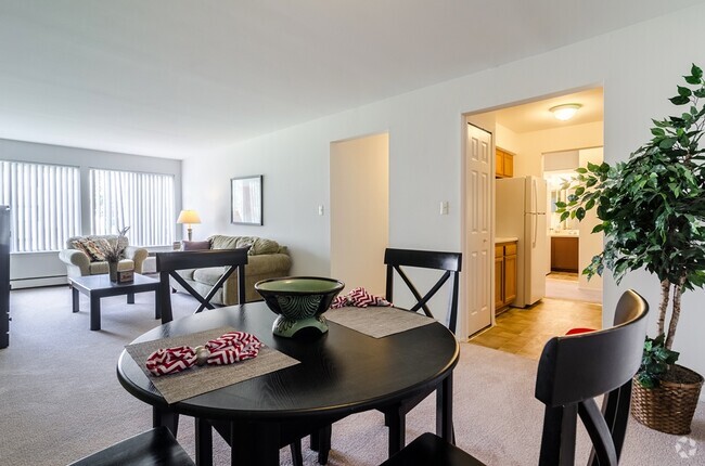 Building Photo - Edgewood Park Apartments