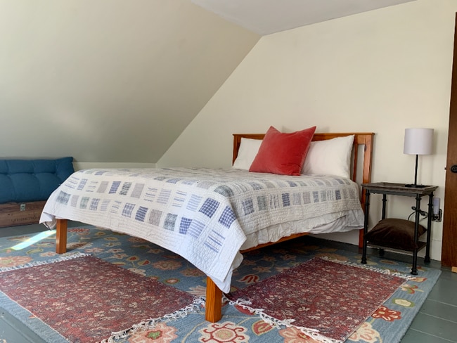 Building Photo - 3 Smith Hill Rd