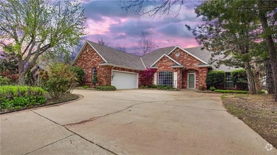 Building Photo - 404 Timberdale Dr