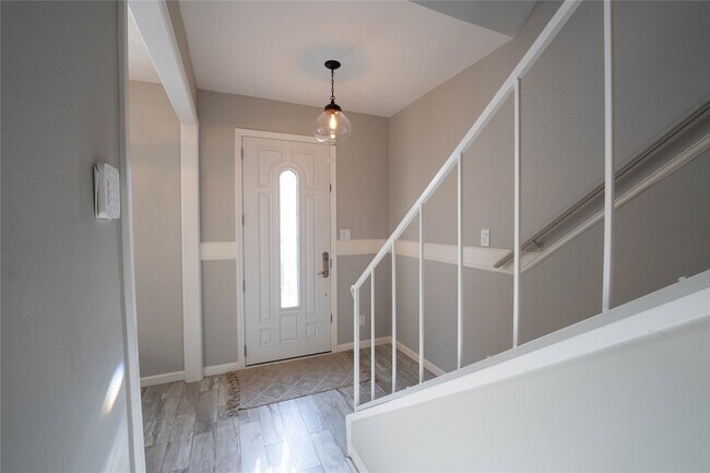 Foto del edificio - 7447 Brompton St