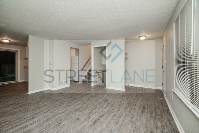 Foto del edificio - REDUCED!
