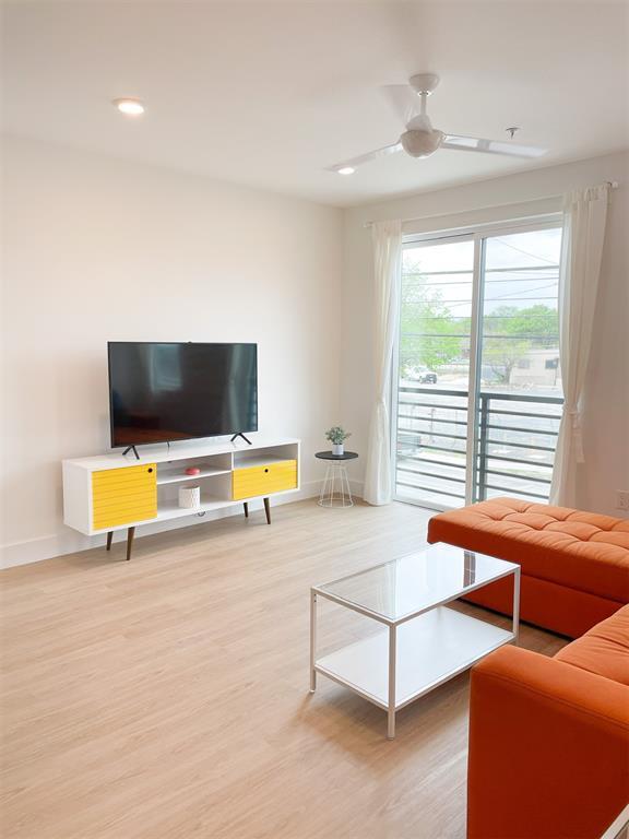 Foto del edificio - 2709 E 5th St.