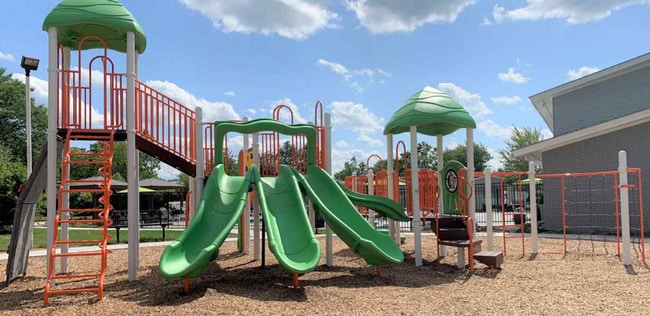 Foto del edificio - 28 W Legrand Ave