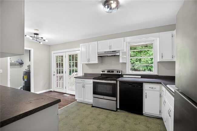 Building Photo - 7259 Mayfair Cir