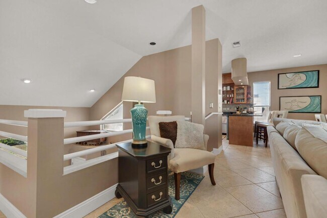 Building Photo - 905 Shalimar Cove