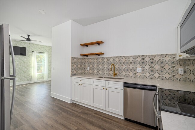 Foto del edificio - 637 E Anderson St