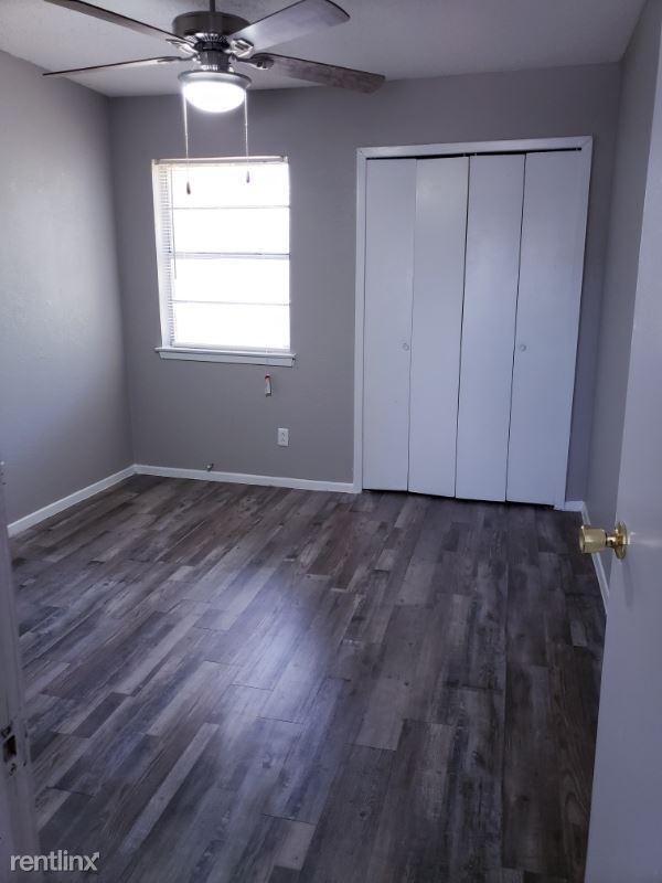 Foto del edificio - 2 br, 1 bath Townhome - 4812 Waldemar St