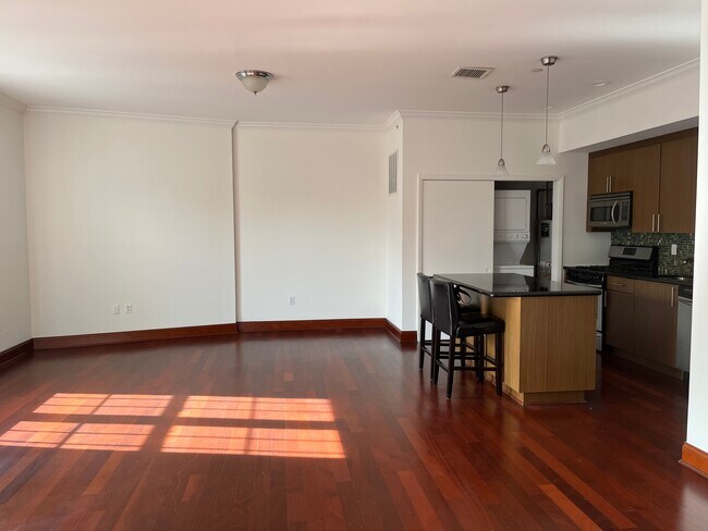 Foto del edificio - 3871 Amboy Rd