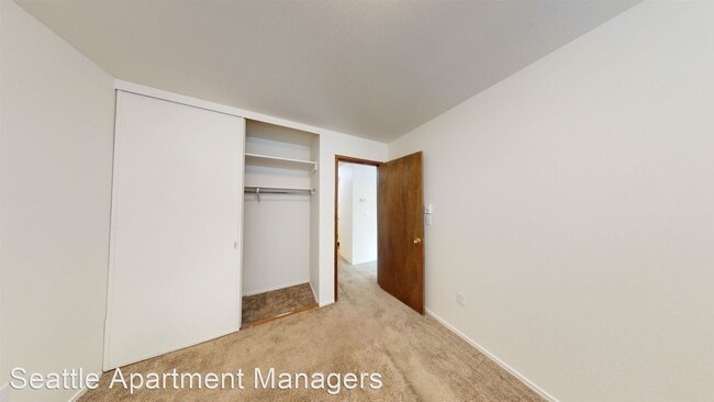 Building Photo - 5017 15th Ave NE