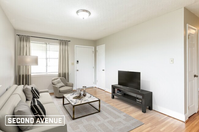 Foto del edificio - 3721 Grasselli Ave SW
