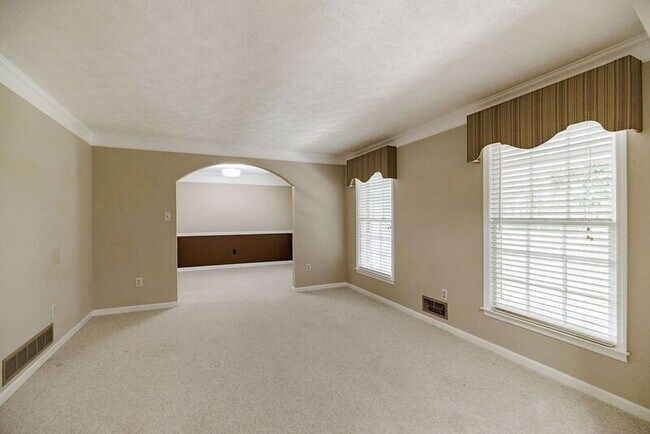 Foto del edificio - 1110 Maple Cir