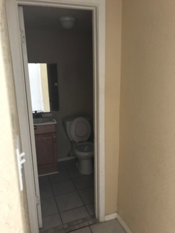 Foto del edificio - 6338 Walraven Cir