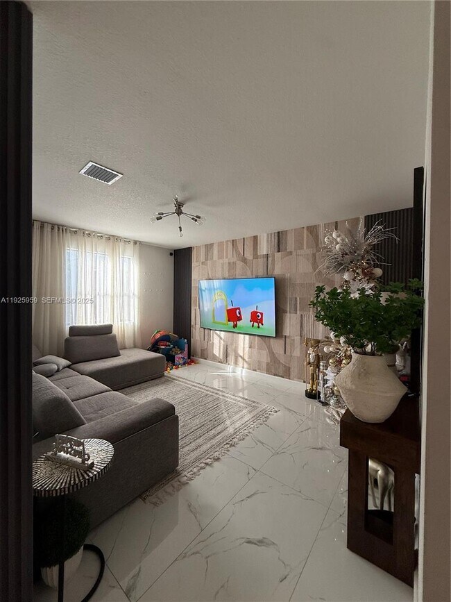 Foto del edificio - 22632 SW 131st Ave