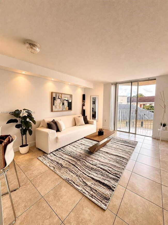 Foto del edificio - 102 SW 6th Ave