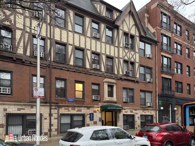 Building Photo - 541 W Arlington Pl