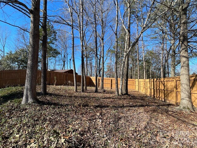 Building Photo - 14520 Sapphire Ln