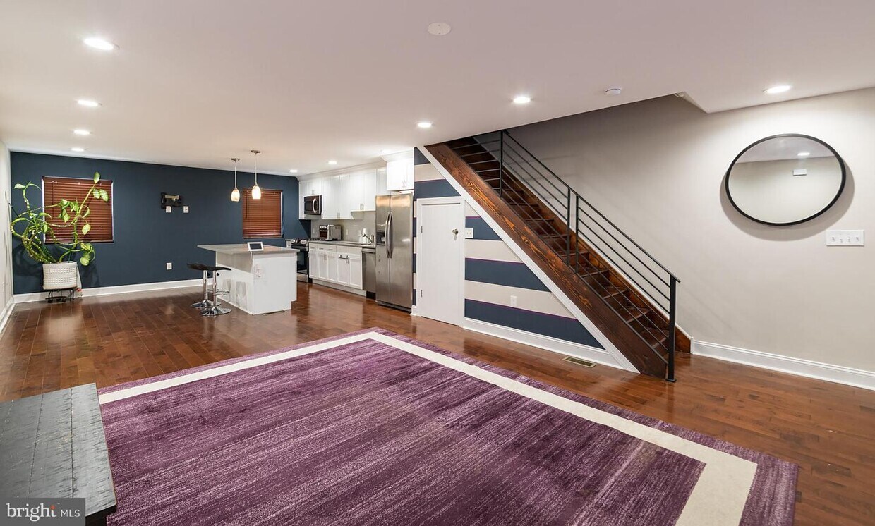 Foto principal - 6225 Osage Ave