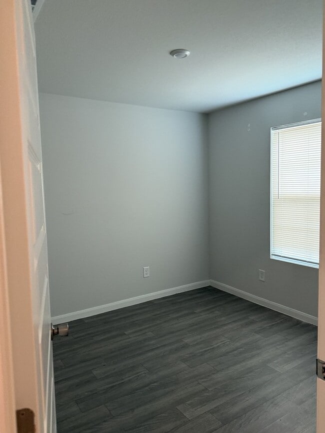 Building Photo - 89 Rd 51026