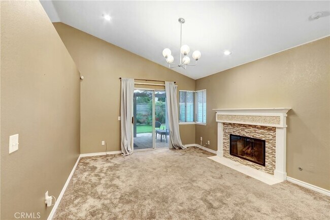 Foto del edificio - 7622 Belpine Pl