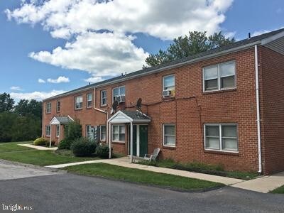 Primary Photo - 1500 Hunter Dr