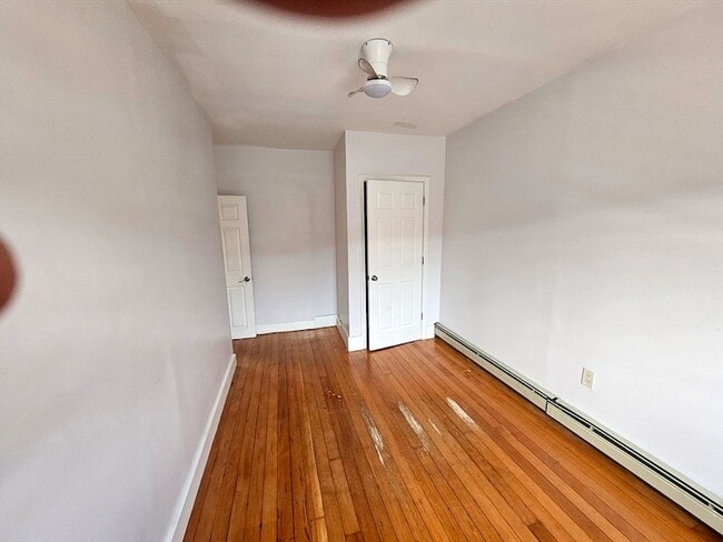 Photo - 5 River St Apartment