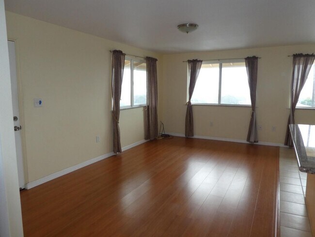 Building Photo - 3608 Aliamanu Street - B