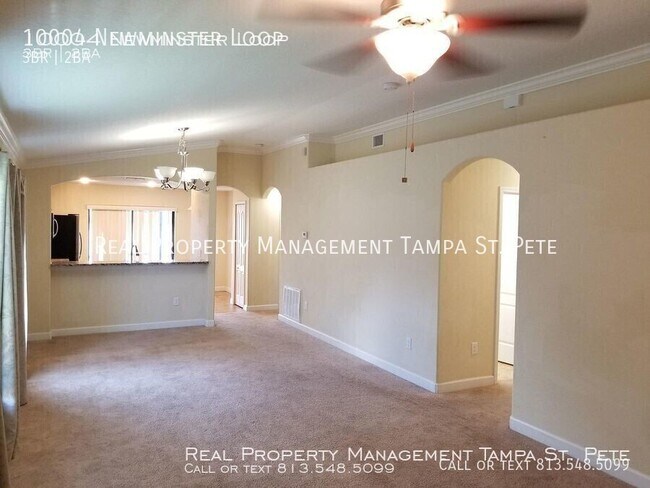 Foto del edificio - 10004 Newminster Loop