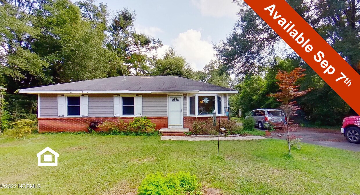 Foto principal - 814 Francis Marion Dr