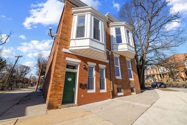 Photo - 2602 Ulman Ave Apartment