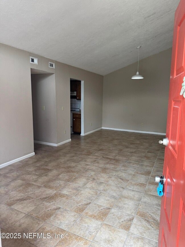 Building Photo - 4751 San Jose Manor Dr W