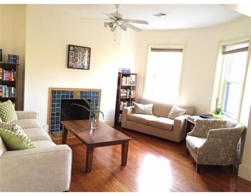 Foto del interior - 31 Linden Pl