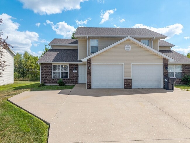 Building Photo - 5716-5718 Canaveral Drive