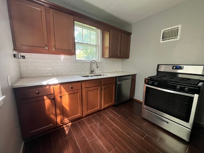 Foto del edificio - 3 Bedroom 1 Bathroom House in Minneapolis!