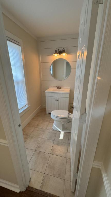 Foto del edificio - 1024 Plantation Ct