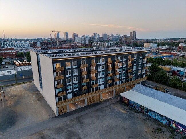 Photo - The Hub Apartments