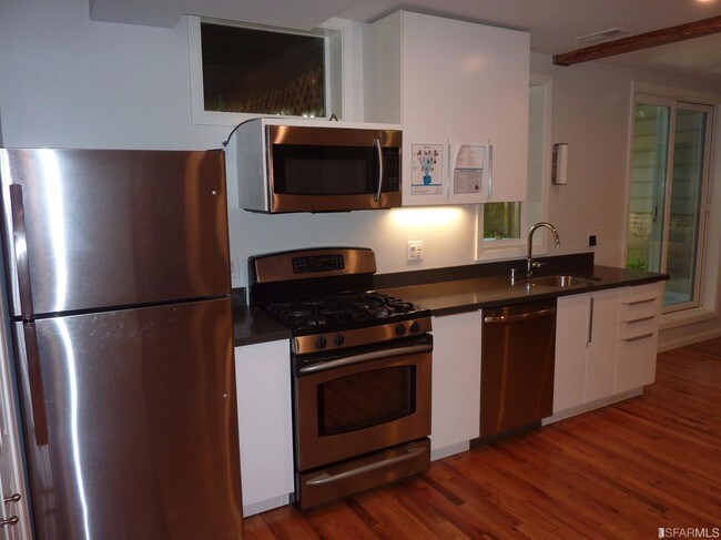 Foto del edificio - 1022 Pierce St