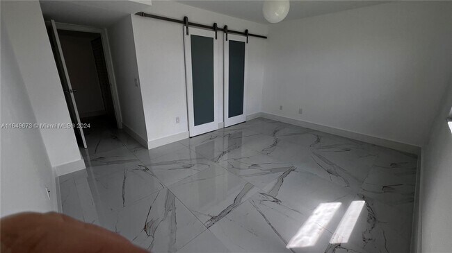 Foto del edificio - 1200 N Liberty Ave