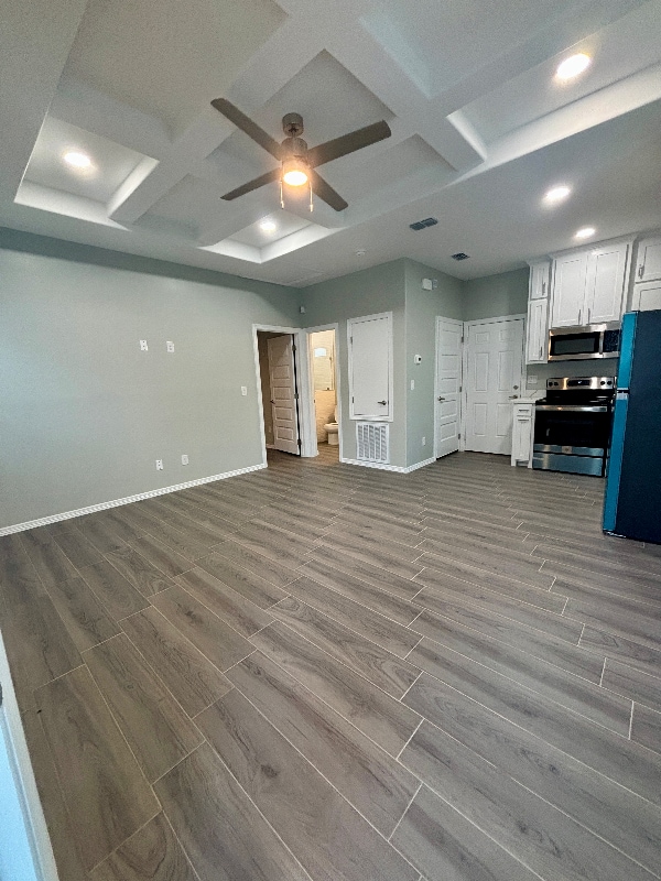 Building Photo - 3012 West Dr
