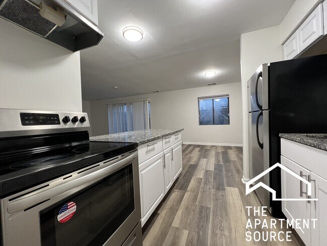 Foto del edificio - 2310 N Harlem Ave