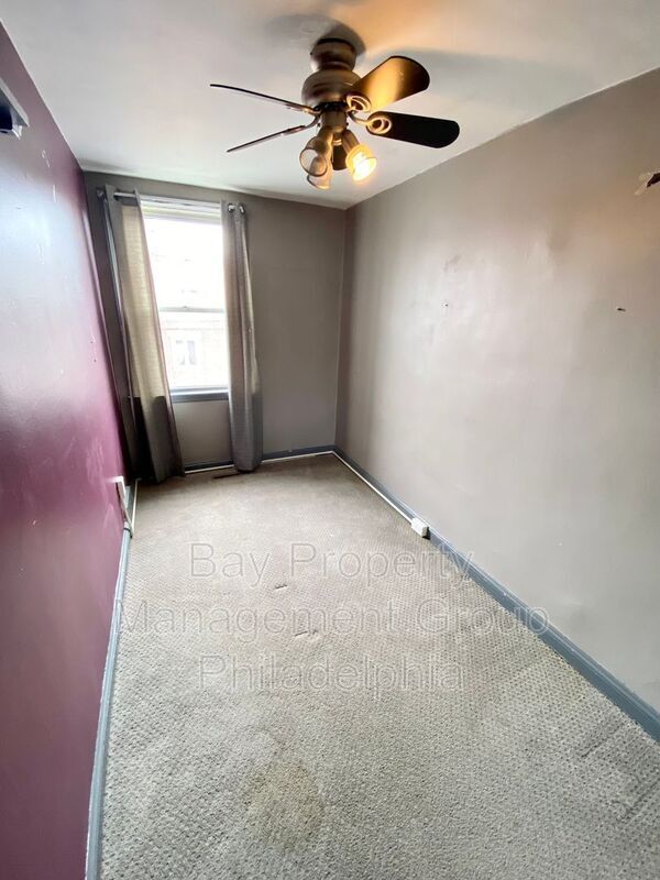 Foto del edificio - 2209 Lynn Blvd