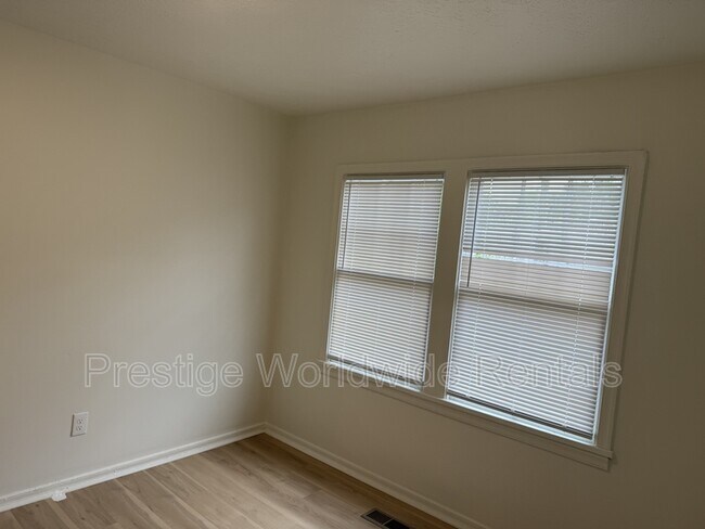 Foto del edificio - 679 Parkchester Dr