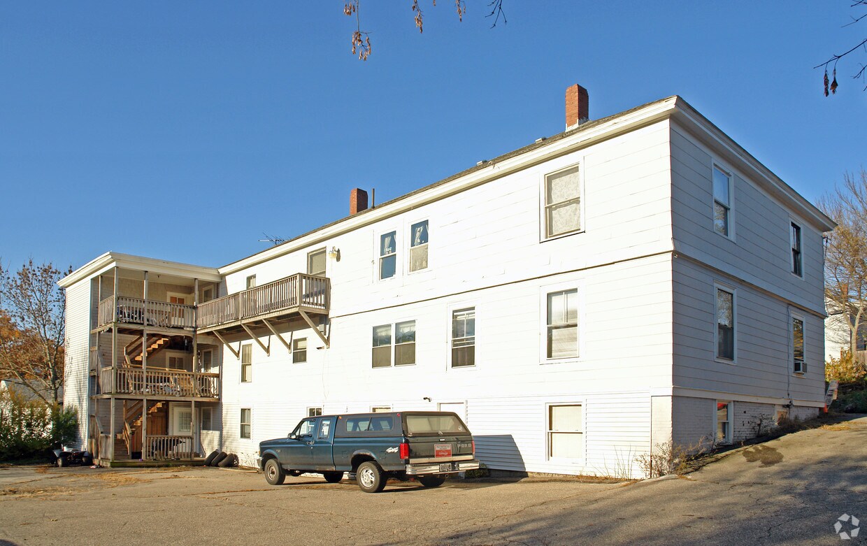 Building Photo - 105 Pike St