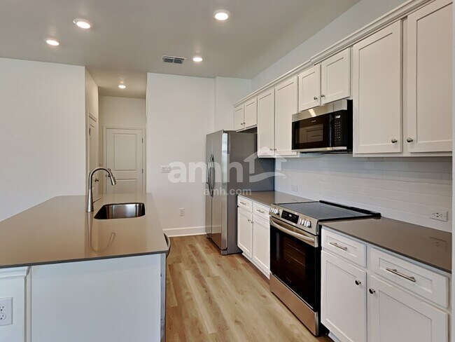 Foto del edificio - 37729 Dusty Saddle Ln