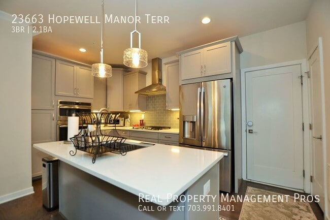 Building Photo - Beautifully Maintained Condo For Rent in C...