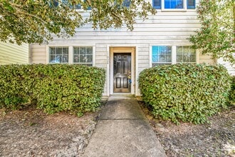 Building Photo - 11926 Prior Park Dr