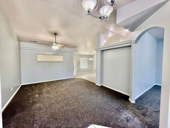 Foto del edificio - Adorable Home is Mirage Estates at Southgate