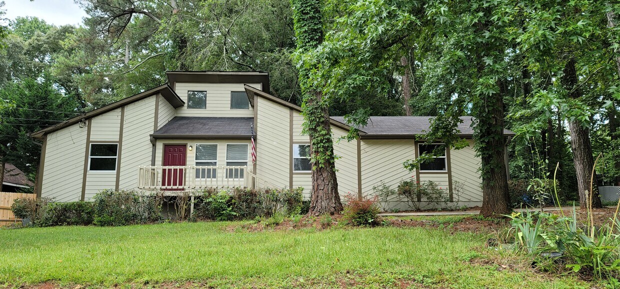 Foto principal - 804 Emerald Forest Cir