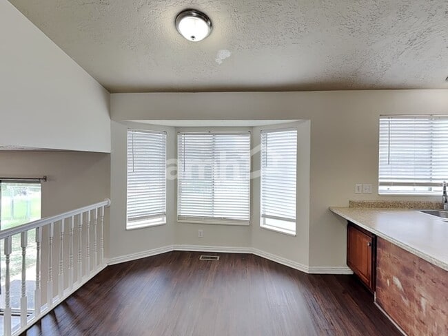 Building Photo - 5404 W Sunfalls Ct