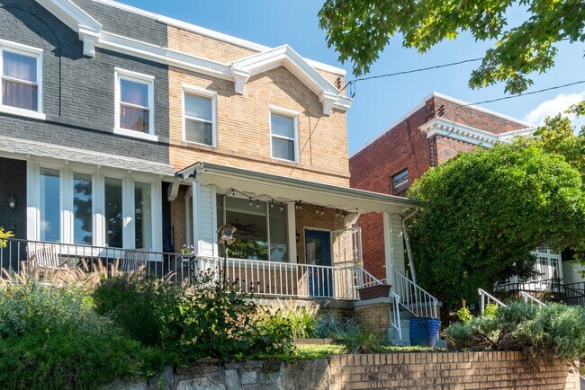 Building Photo - 517 Tuckerman St NW