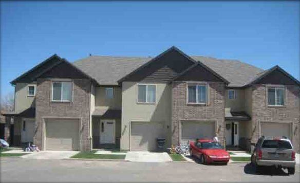 Primary Photo - 331 N Hillcrest Dr